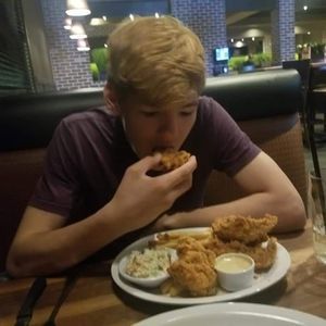 Meet your Posher, Trey